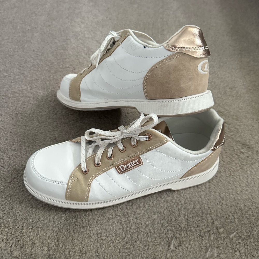 Dexter Women’s bowling shoes